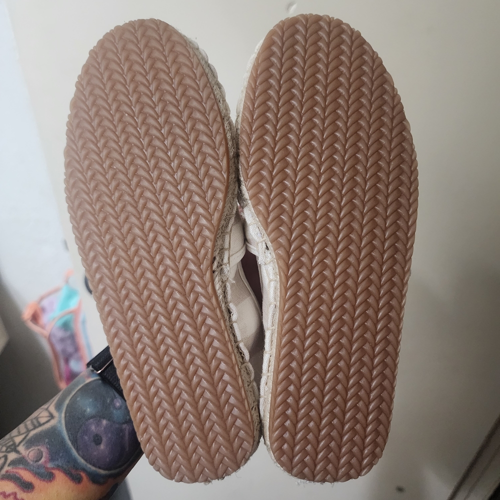 H&M Girls (Kids) Striped Espadrilles - Beige and White - Picture 5 of 6